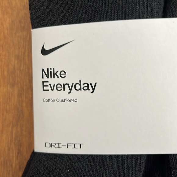 Nike Everyday Low Cotton Cushioned Socks 6 Pack - Picture 7 of 17